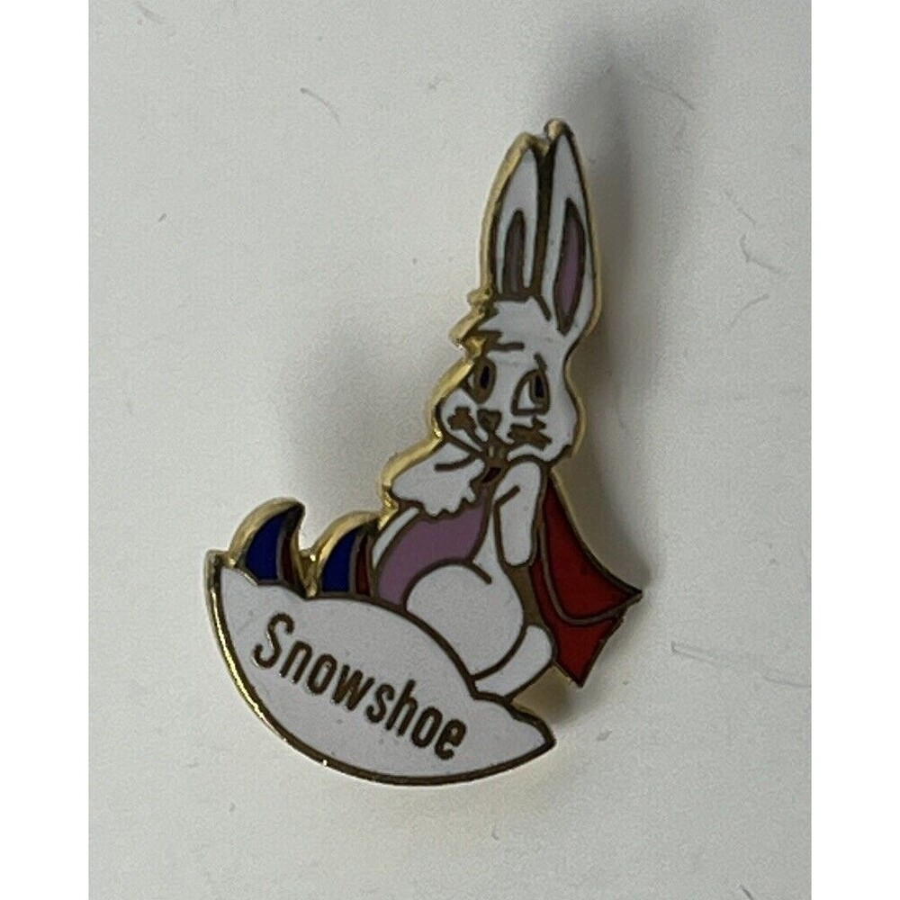 Snowshoe Pin Vintage Ski Bunny West Virginia Mountain Resort Enamel Souvenir‎